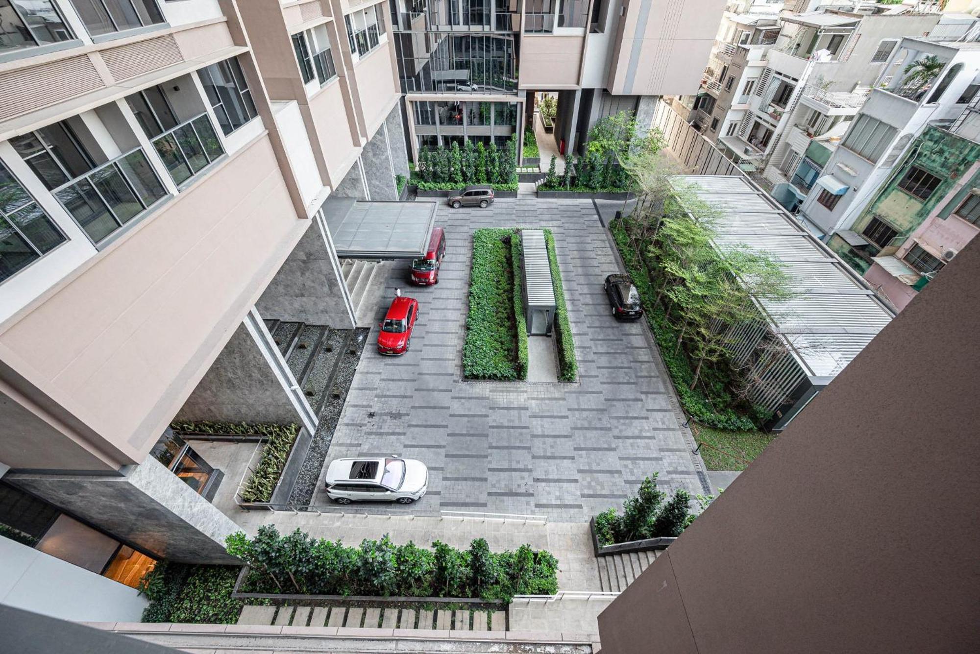 Marq Luxury 25 Gym Center, Infinity Pool Apartment *